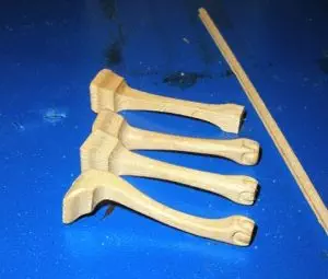 Carving Ball-and-Claw Feet